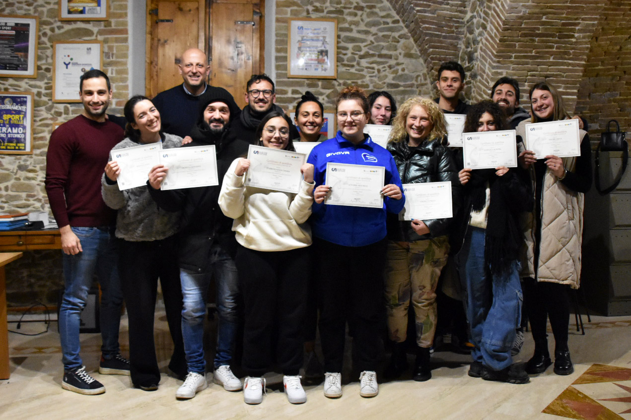 CSI: consegnati i diplomi a dieci nuovi tecnici di nuoto