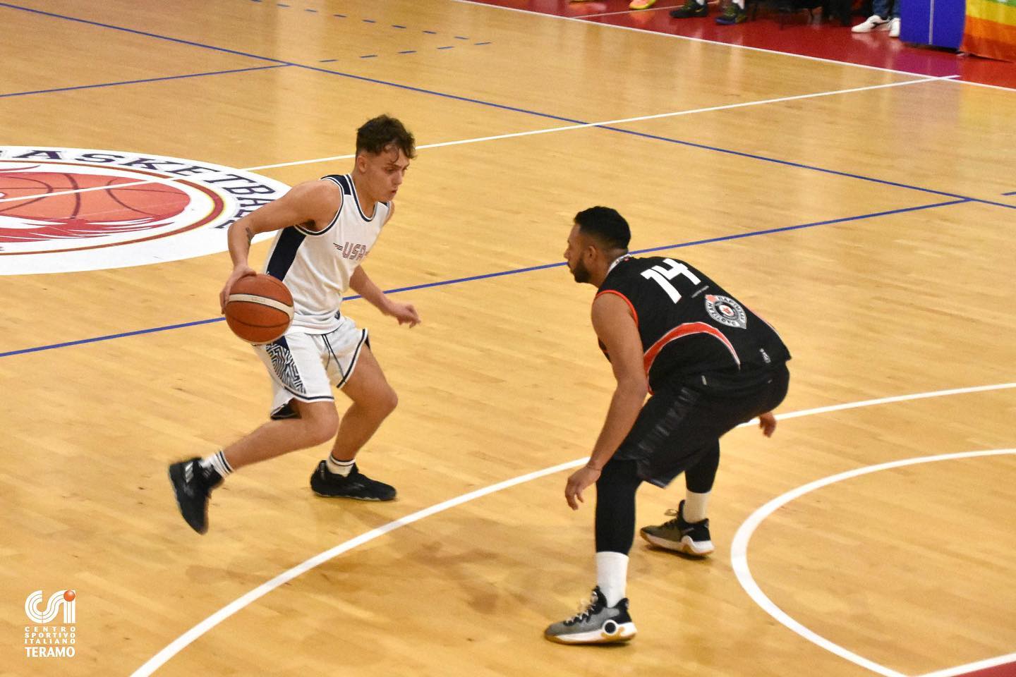 Canestri di solidarietà al torneo targato "Campetto"
